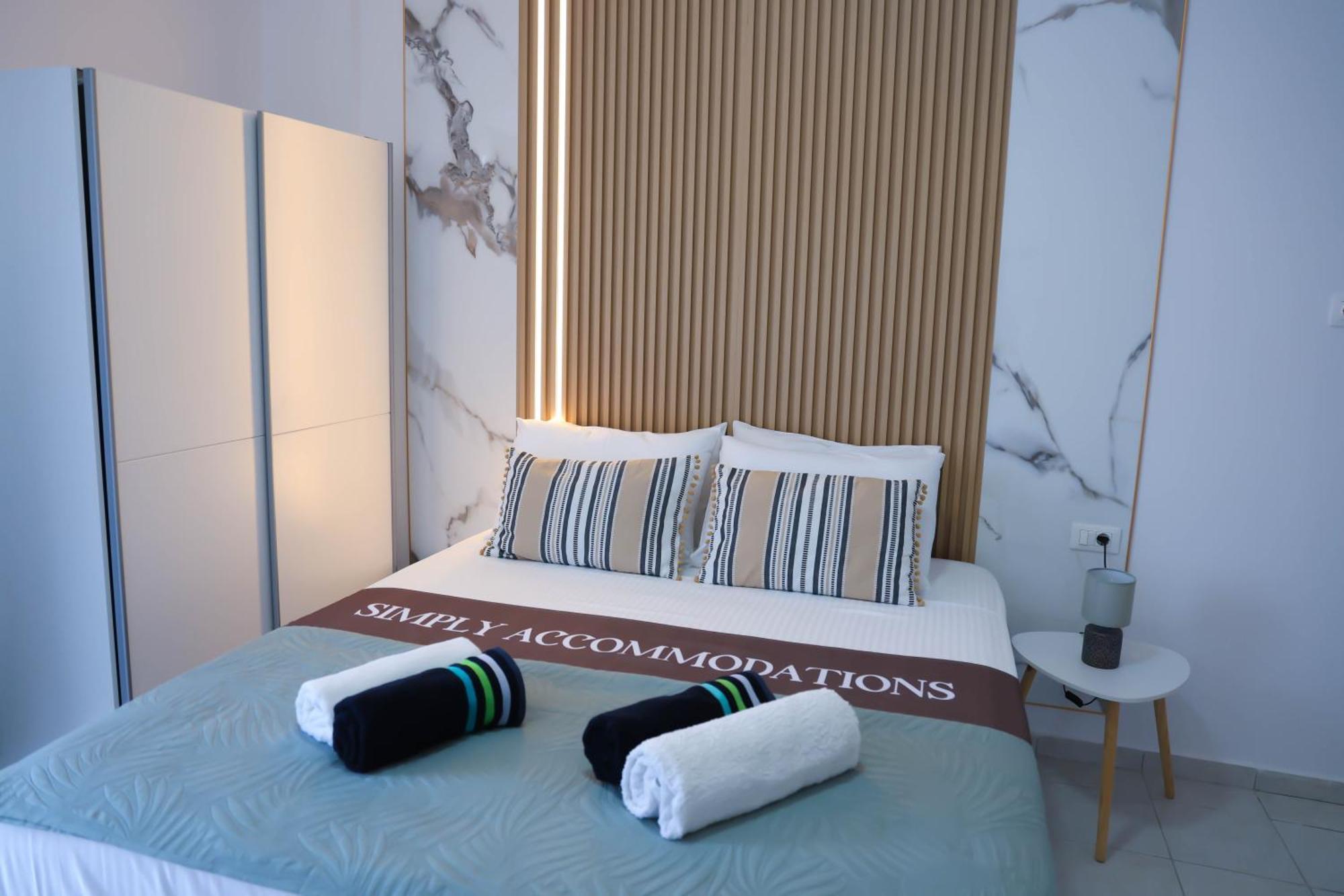 Simply 205 Gazi